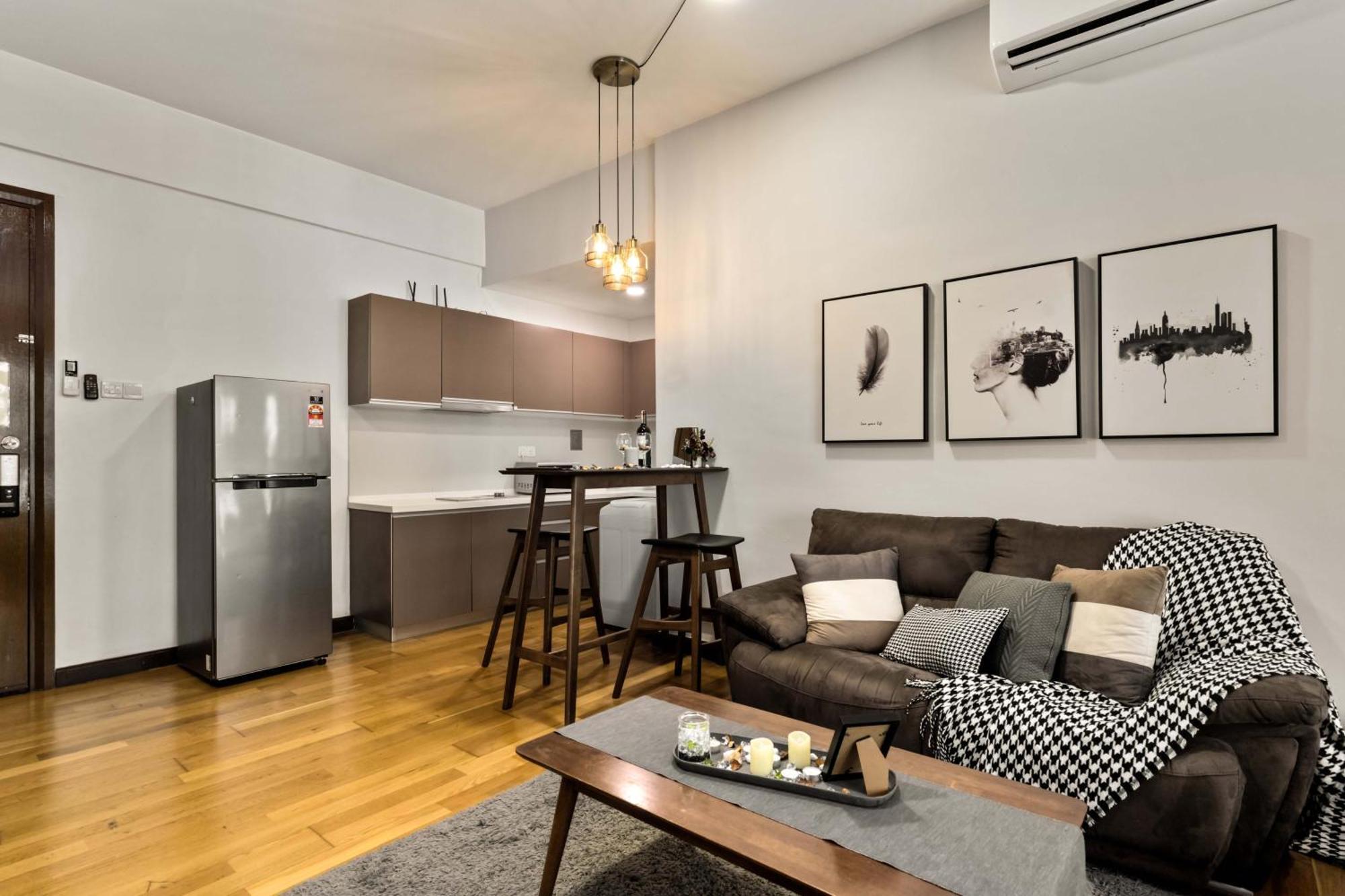 Naibnb In Regalia Residence Куала Лумпур Екстериор снимка