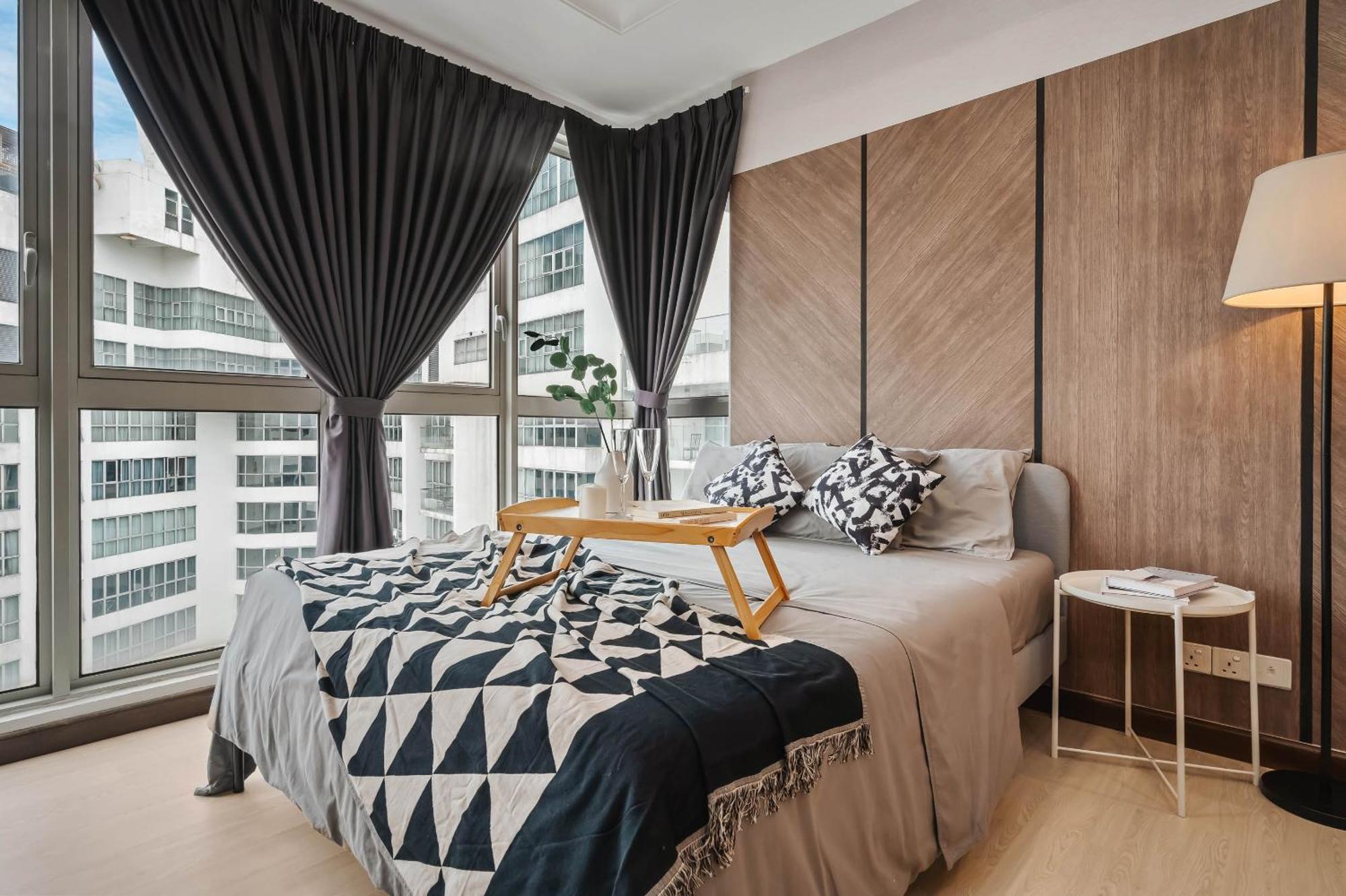 Naibnb In Regalia Residence Куала Лумпур Екстериор снимка